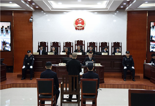 仪陇县:涉恶势力犯罪 36名被告人接受公开审判