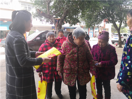 高坪区司法局扎实开展法律援助宣传活动_副本.png