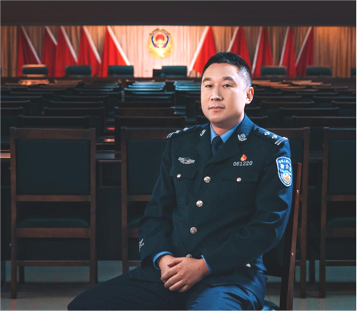资阳市雁江区副区长,公安分局党委书记,局长:将教育整顿落实到实处 为