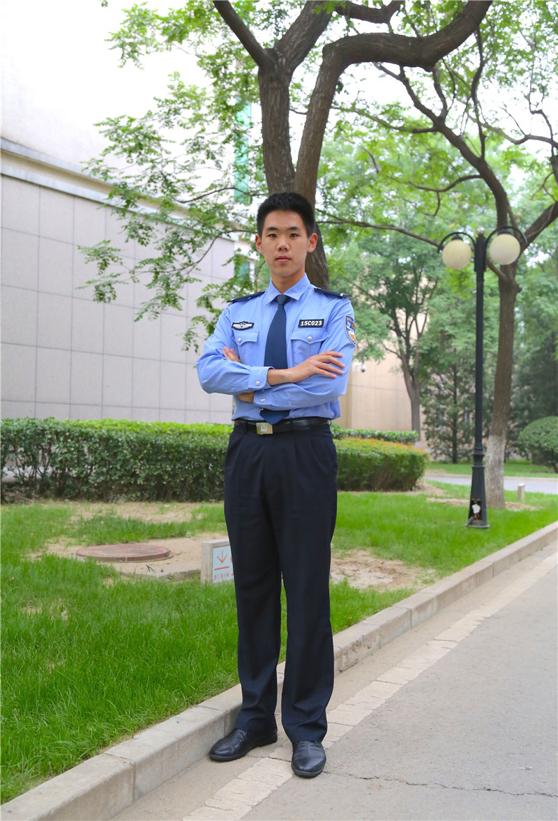 警察小哥哥眼中的最美"枫"景