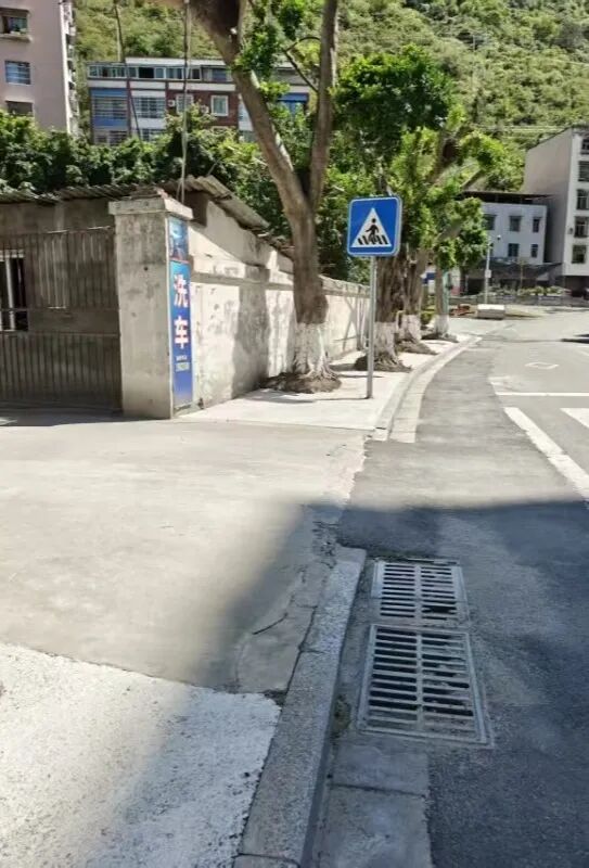 图片2.jpg 图片2.jpg