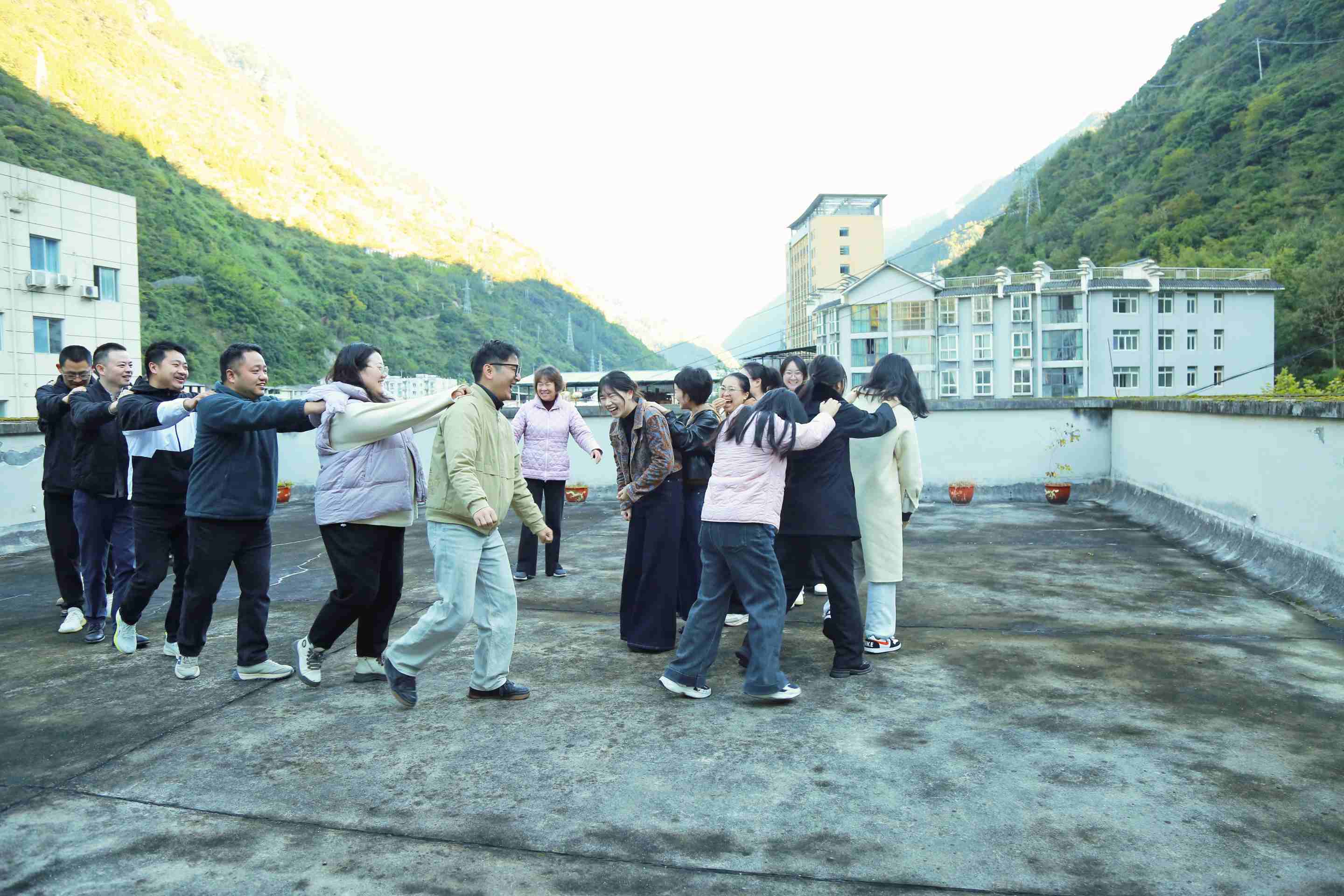 图片2(1).jpg 图片2(1).jpg