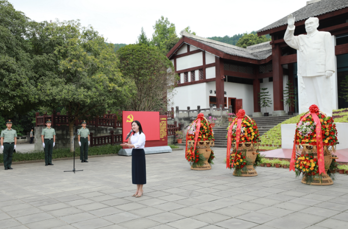 微信图片_2025-11-21_160942_594.png 微信图片_2025-11-21_160942_594.png