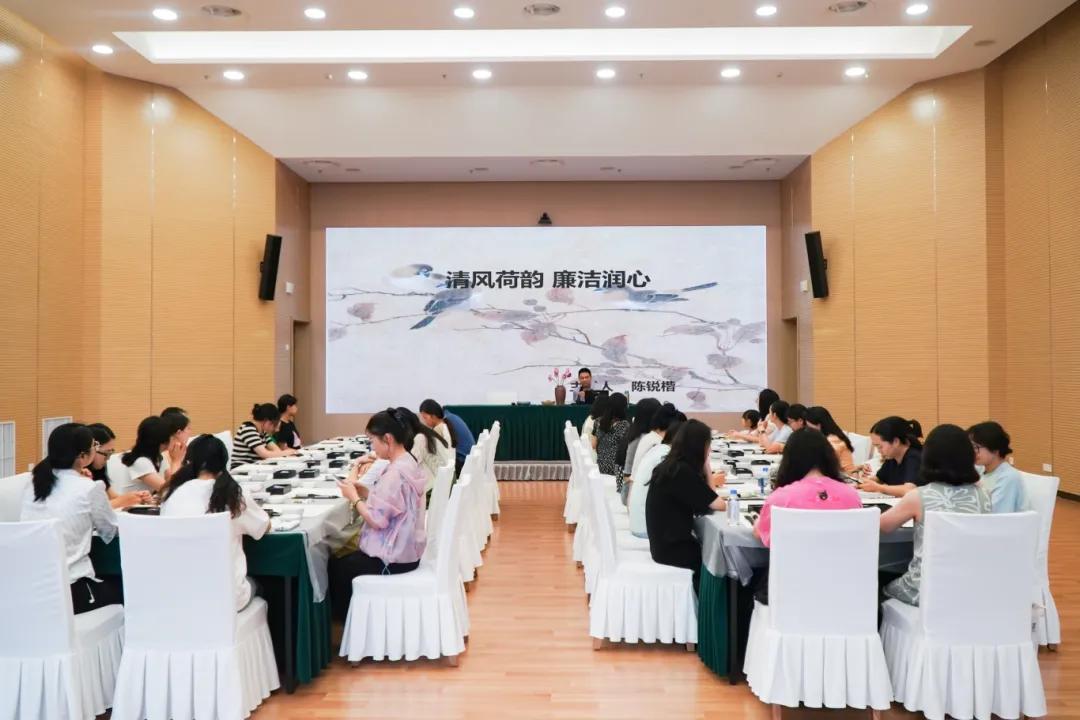 图片3.jpg 图片3.jpg