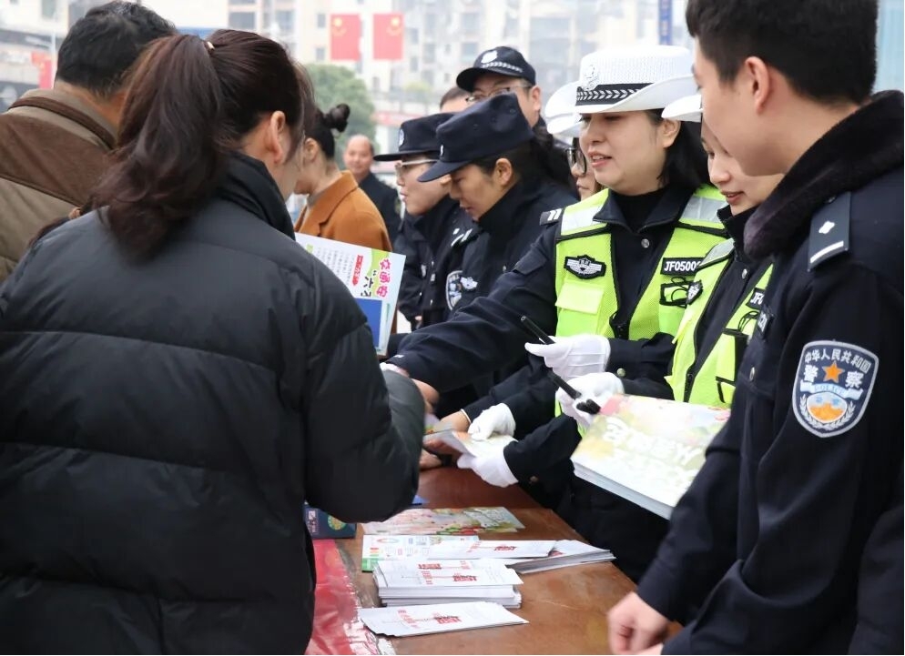 图片4.jpg 图片4.jpg