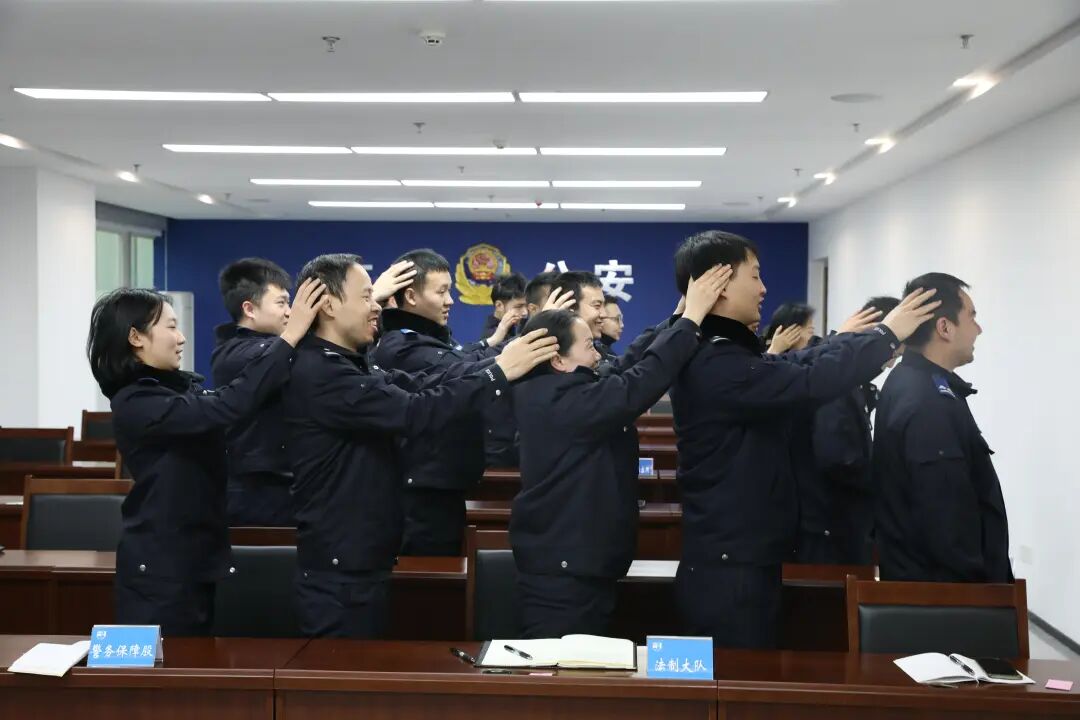 图片2.jpg 图片2.jpg