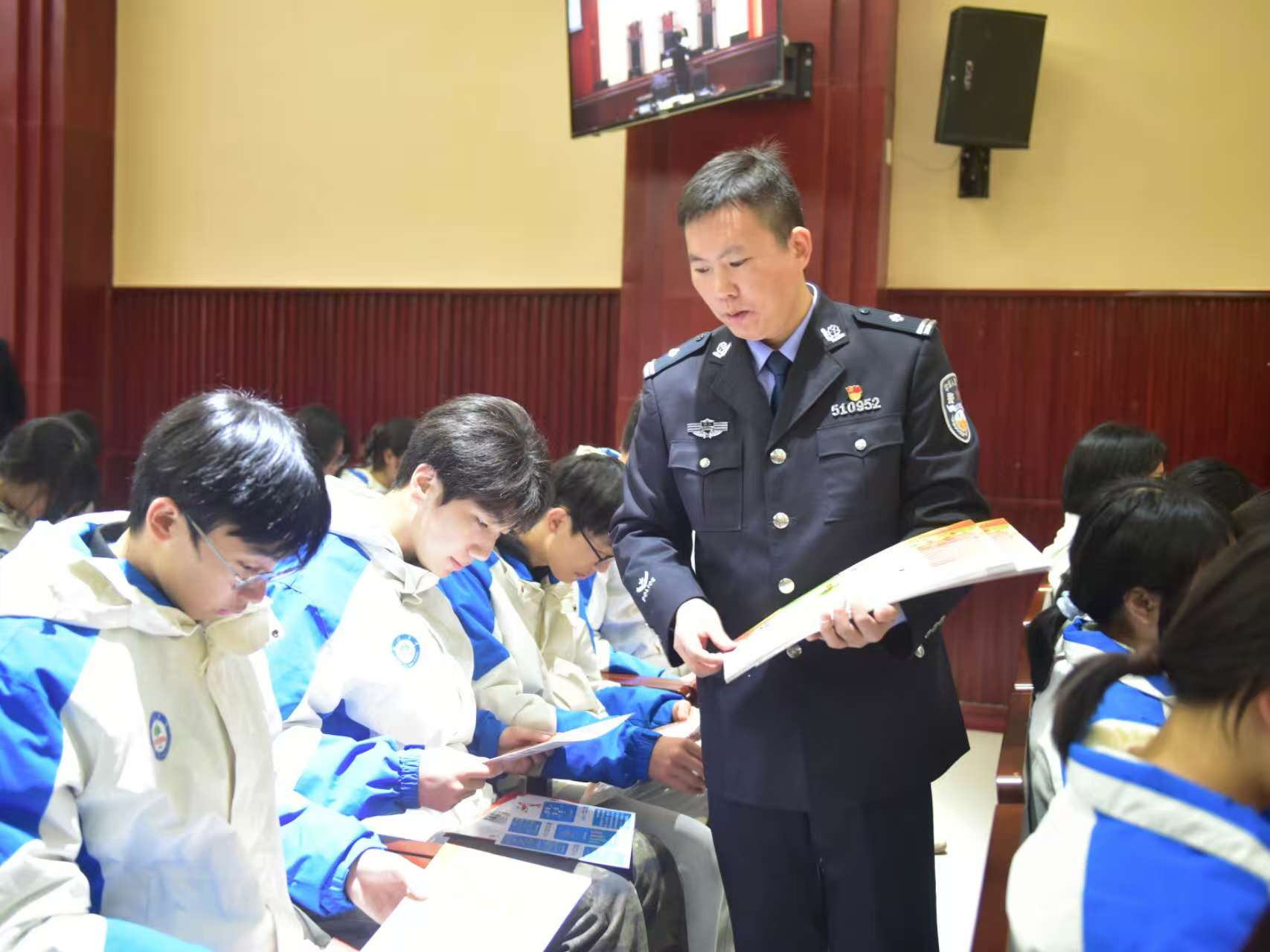 图片1.jpg 图片1.jpg