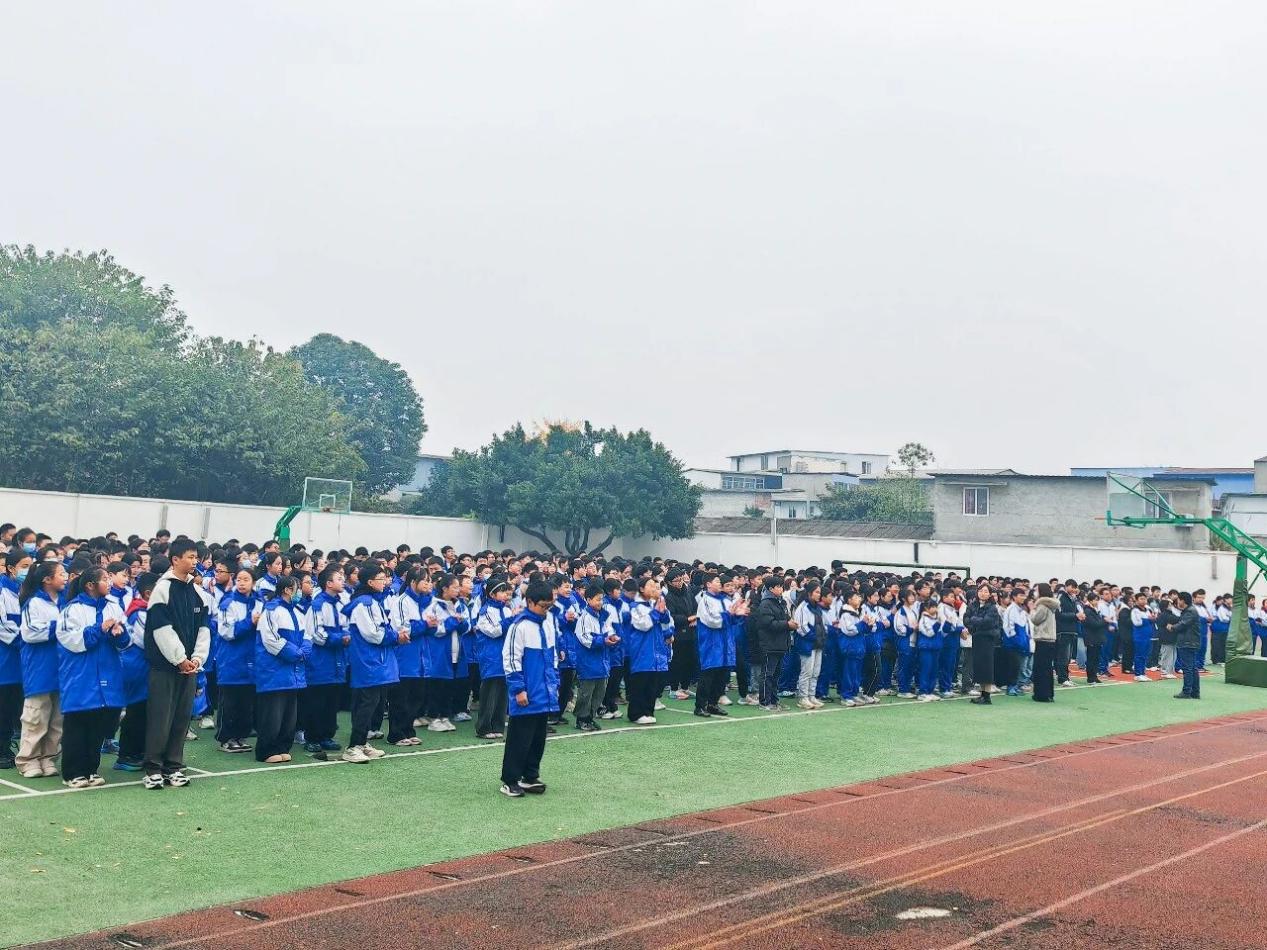 图片2.jpg 图片2.jpg